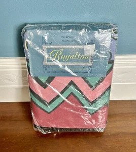 NOS 2 Federe King Size Vintage Buone Vibrazioni Collezione Royalton USA - Foto 1 di 5