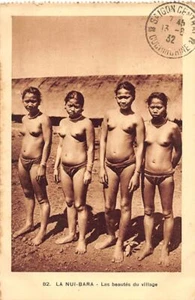 ETHNIC NUDE - Vietnam - Group of Mois women - Publ. Nadal 82 - Picture 1 of 2