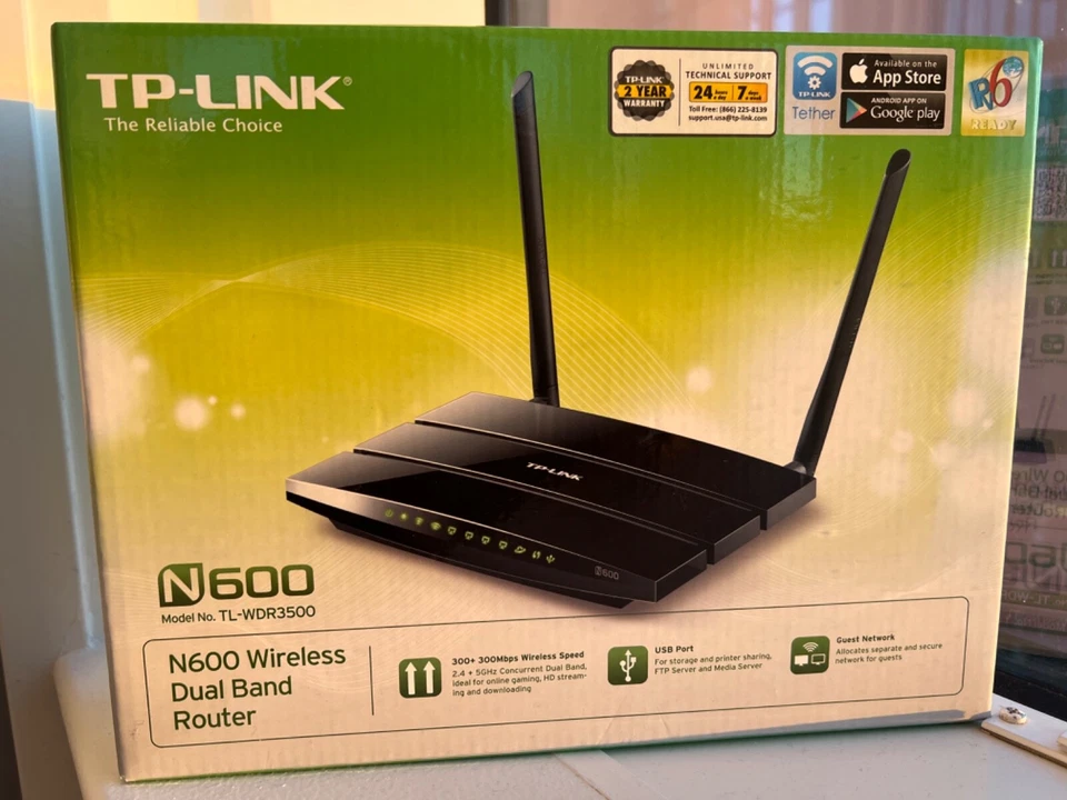 Router inalámbrico N TP-Link N600 300 Mbps 4 puertos 10/100 (TL-WDR3500) Foto 1 de 1