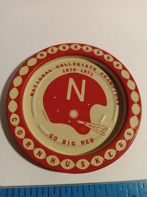 Nebraska Cornhuskers Coaster National Champions 1970-1971 metal 3,5 pulgadas Foto 1 de 4