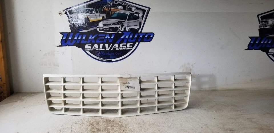 Grille Painted Fits 92-97 SEVILLE 998025 - Image 1 of 1