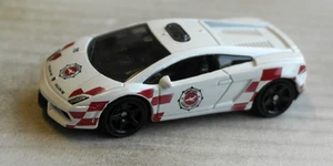 Matchbox Lamborghini Gallardo LP 560-4 weiß Follow Me Airport Support Vehicle - Picture 1 of 4