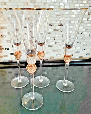 4 copas de flautas de champán con estrás doradas Christian Siriano adorno dorado Foto 1 de 4