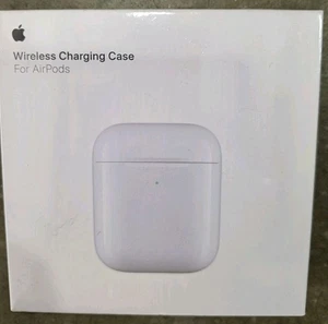 Apple Kabelloses Ladecase für AirPods 1./2. Gen. - A1938 Original MR8U2AM/A - Bild 1 von 2