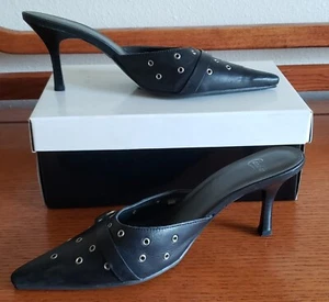 Süßigkeiten schwarzes Leder spitz zulaufendes Maultier Slipper Größe 7,5 B 2" Absatz niedlich Vintage - Bild 1 von 8