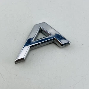 07 08 09 10 Hyundai Elantra Emblem Letter Logo Badge Trunk Rear Chrome OEM E1A-1 - Picture 1 of 6