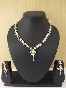 Étnico Indio Chapado en Oro Bollywood Novia AD Collar Joyería Set Pendientes - Picture 1 of 1