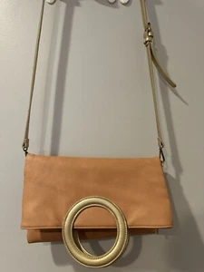 Anthropologie Tabitha Tote Foldover Clutch Umhängetasche hellbraun/gold Handtasche - Bild 1 von 5