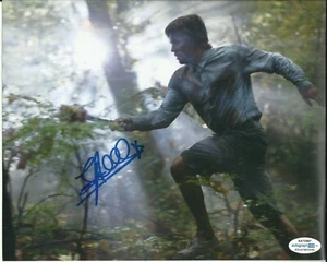 STEPHEN AMELL SIGNED ARROW PHOTO (11) FULL SIGNATURE ALSO ACOA CERT - Foto 1 di 2