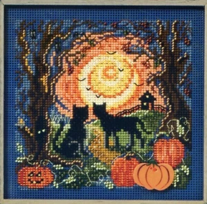 Kit de punto de cruz Moonlit Kit Mill Hill 2011 botones y cuentas otoño - Imagen 1 de 3