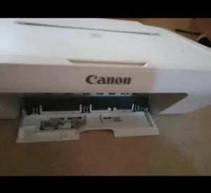 Canon PIXMA MG2560 All-In-One Photo InkJet Printer - Picture 1 of 4