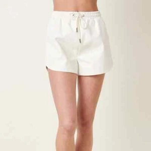 Mittoshop weiße Kunstledershorts Gr. Medium - Bild 1 von 10