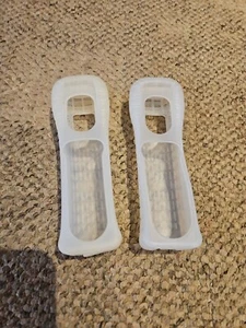 2x Nintendo Original Wii Remote Controller Silicone Skin Case Cover - Picture 1 of 2