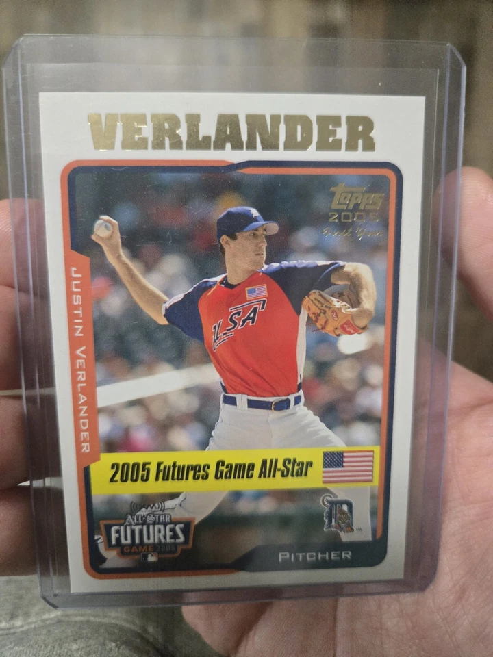 Actualizaciones y aspectos destacados Topps 2005 - Juego de futuros Justin Verlander #UH220 (RC) Foto 1 de 2