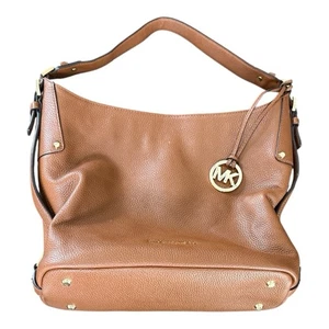 Bolso de hombro de cuero Michael Michael Kors Bedford en equipaje - Imagen 1 de 11