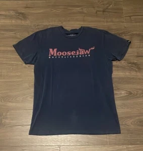 Men's Moosejaw Mountaineering Navy Short Sleeve T-Shirt, Size SmallSome Fading - Picture 1 of 5