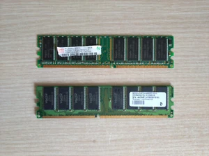 Hynix/VDATA DDR400 PC3200 2 x 512MB (1GB) Moduli memoria RAM Desktop PC fisso - Foto 1 di 2