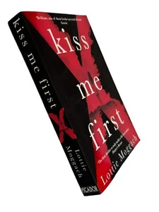 KISS ME FIRST By Lottie Moggach (2013) Picador Paperback  UK Import Brand New - Picture 1 of 5