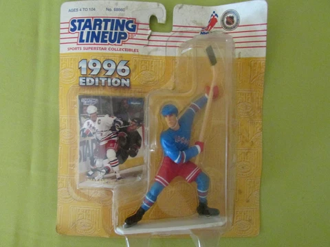 1996 STARTING LINEUP SLU MARK MESSIER NEW YORK RANGERS Factory Sealed Cover