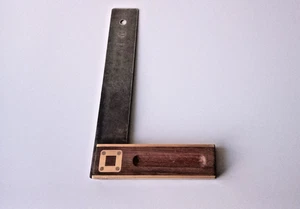 ULMIA Holz Winkel 25 cm - Bild 1 von 5