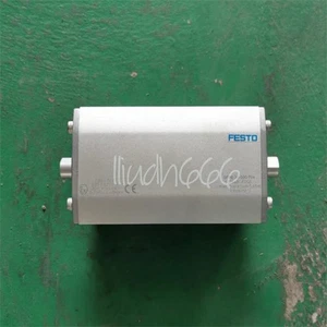 1PZ USATO FESTO DFPB-20-090-F04 557540 trasmissione oscillante - Foto 1 di 1