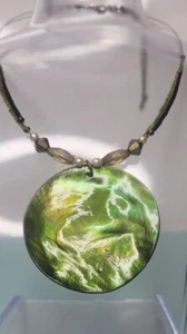 Abalone Mother Of Pearl Dyed Green Pendant And Wire Cord Beaded Necklace - Picture 1 of 6
