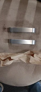 Industrial Alluminum Pull Handles - Picture 1 of 3
