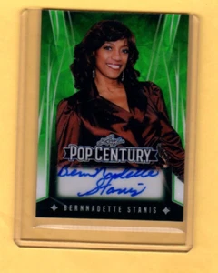 TARJETA AUTÓGRAFA BERNADETTE STANIS 2/3 2025 Leaf Pop Century - Imagen 1 de 2