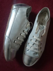Casual Italian Metallic Silver Trainers Real Leather Inbuilt Wedge Size 36 UK 3 - Picture 1 of 4