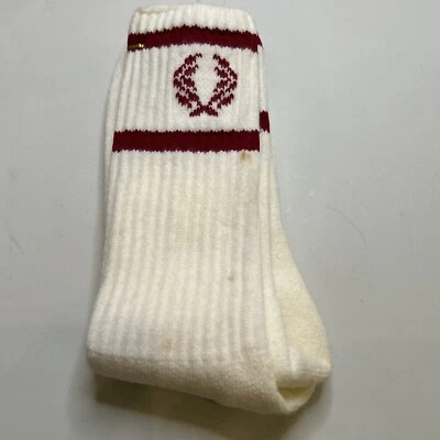 Calcetines De Colección Fred Perry Para Hombre Ropa Deportiva Orlon Acrílico Borgoña Talla 10-13 Años 80 Foto 1 de 4