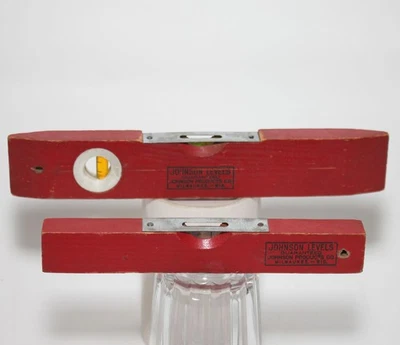 Set of 2 Johnson Red Wooden Levels 7" Mini & #900 9" Torpedo Milwaukee Wisc. USA - Image 1 of 4