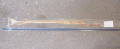 NOS 1970 FORD GALAXIE LTD 4DR FRONT DOOR MOULDING RH - Image 1 of 3