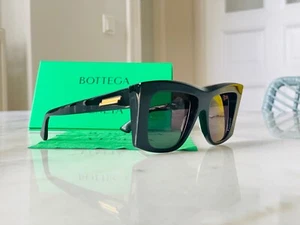 Bottega Veneta Sonnenbrille Schwarz inkl. Neu & ungetragen Unisex - Bild 1 von 3