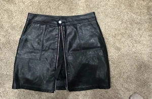 Ladies Faux Leather Mini Skirt with Zip Front and modesty brief lining Size M - Picture 1 of 1