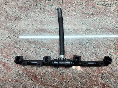 [USADO] 2008-2020 BMW S1000RR S1000R HP4 Inyector de combustible Rail OEM 13547717199 200 Foto 1 de 4