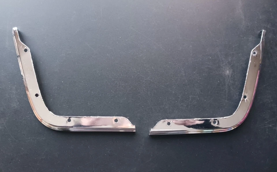 1976-1979 Cadillac SeVille moldura de acabamento de para-lama dianteiro esquerdo e direito fabricante de equipamento original - Imagem 1 de 4