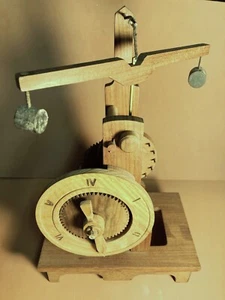 21) OROLOGIO TUTTO IN LEGNO ARTIGIANALE MODELLO ANTICO BELLISSIMO - Foto 1 di 6