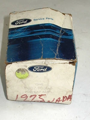 Tapa Gas Bloqueo Ford Granada 75 D5DZ-9030-B (solo caja) Foto 1 de 4