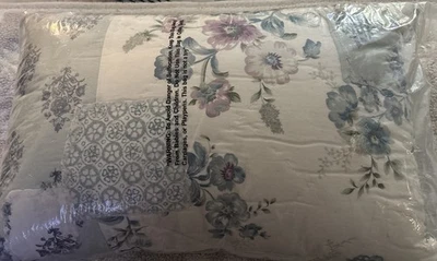 Travesseiro de retalhos Simply Shabby Chic azul Dascha - Imagem 1 de 3