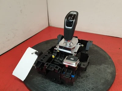 Palanca de cambios Jaguar tipo F 8 velocidades automática 2020 Foto 1 de 4