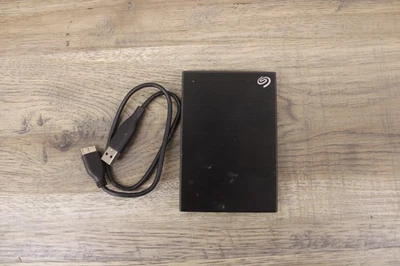Seagate 2.5" Backup Plus Slim 2TB USB 3.0 HDD SRD0VN2 - Image 1 of 2