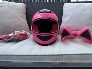 Motorradhelm mit Katzenohren - Bild 1 von 5