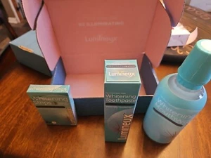 Open Box/NUOVO Lumineux BE ILLUMINATING Kit Sbiancamento Denti, Scad. 02 e 07/2025 - Foto 1 di 4