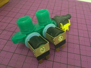 8578341 - Válvula de agua para lavadora Whirlpool genuina OEM WP8578341 - Imagen 1 de 7
