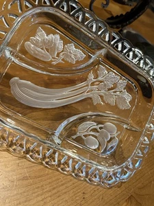 Vintage Embossed Glass Vegetable Platter Tray Dish with Lace Edge - Picture 1 of 8
