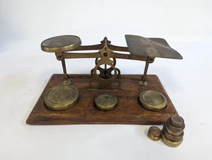Antique/Vintage Brass & Wooden Postal Scales With Weights A85 W572 - Picture 1 of 15