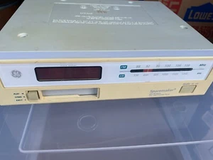 Vintage 1980s GE General Electric Under Cabinet AM/FM Radio Cassette 7-4262A - Picture 1 of 2