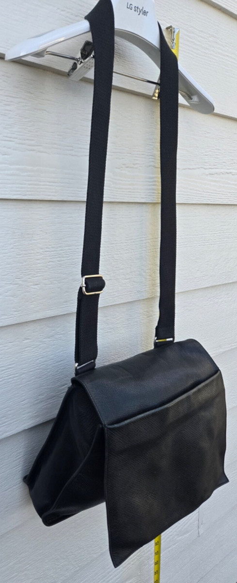 Dolce&Gabbana Messenger Bags for Women for sale | eBay Dolce&Gabbana Messenger Bags for Women for sale | eBay