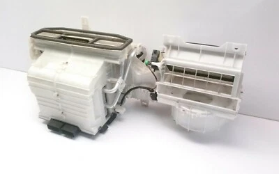 2006-2008 Suzuki Grand Vitara AC and heater assembly OEM 74100-64J98 - Image 1 of 4