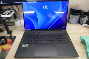 ASUS ROG 16" (1TB SSD, AMD Ryzen 9, 16GB RAM, NVIDIA GeForce RTX 3060 #AD12 - Imagen 1 de 10